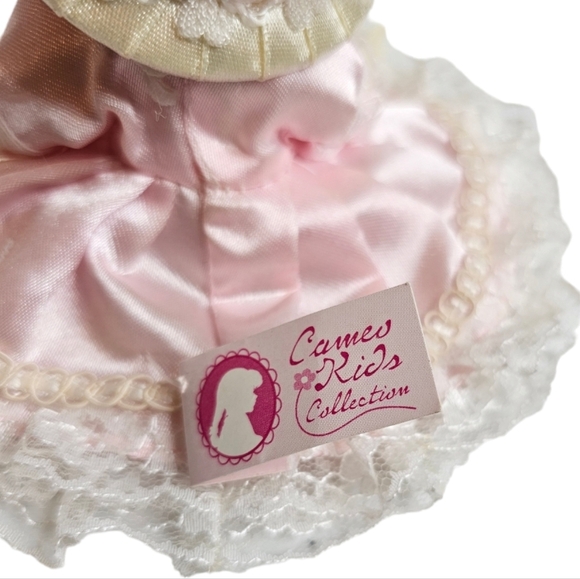Cameo Kids Collection Vintage Mini Porcelain Doll by AM Creations - Picture 7 of 9